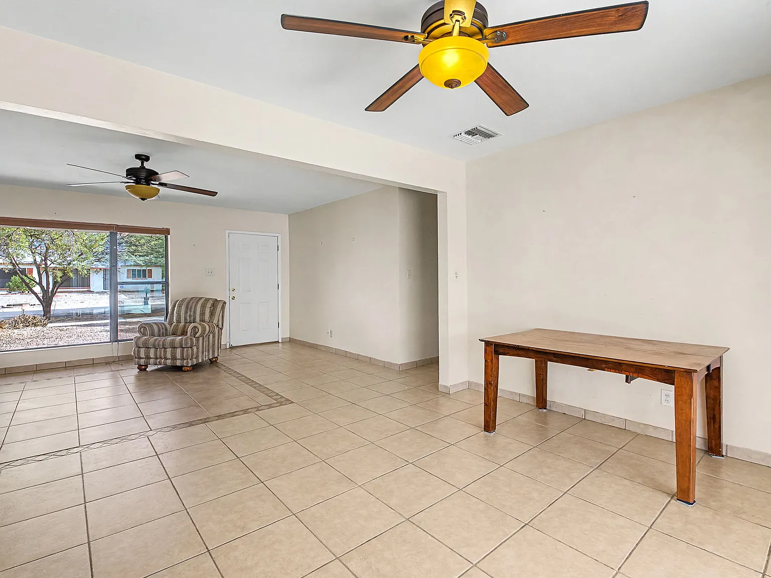 3 bed, 1496 sqft, $2,200 — Photo 3