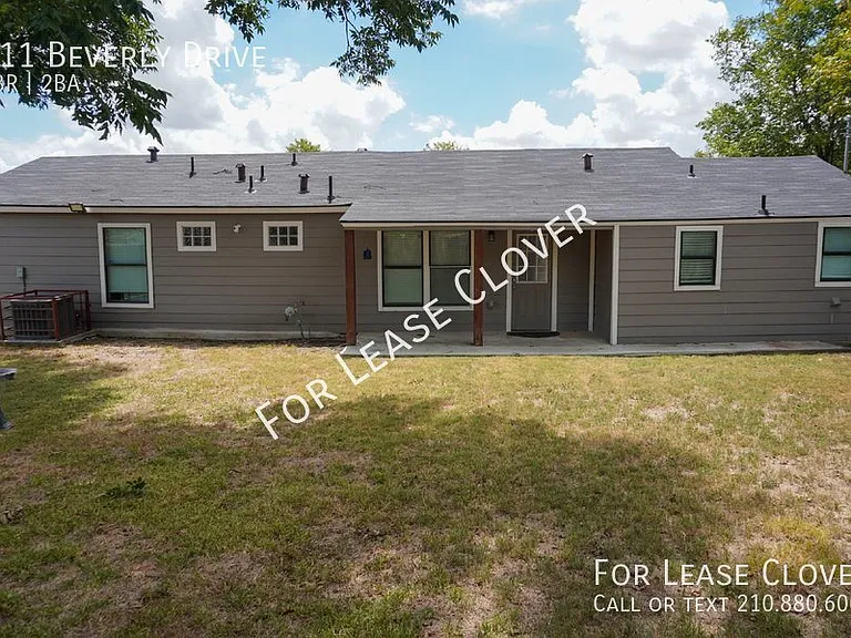 211 Beverly Dr — Photo 16