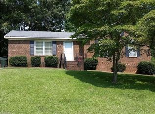 802 Mystic Dr, Greensboro, NC 27406