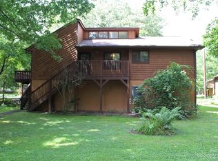 22 Oak Ct, Fletcher, NC 28732