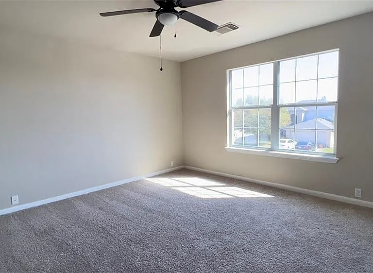 2307 Founder Dr — Photo 17