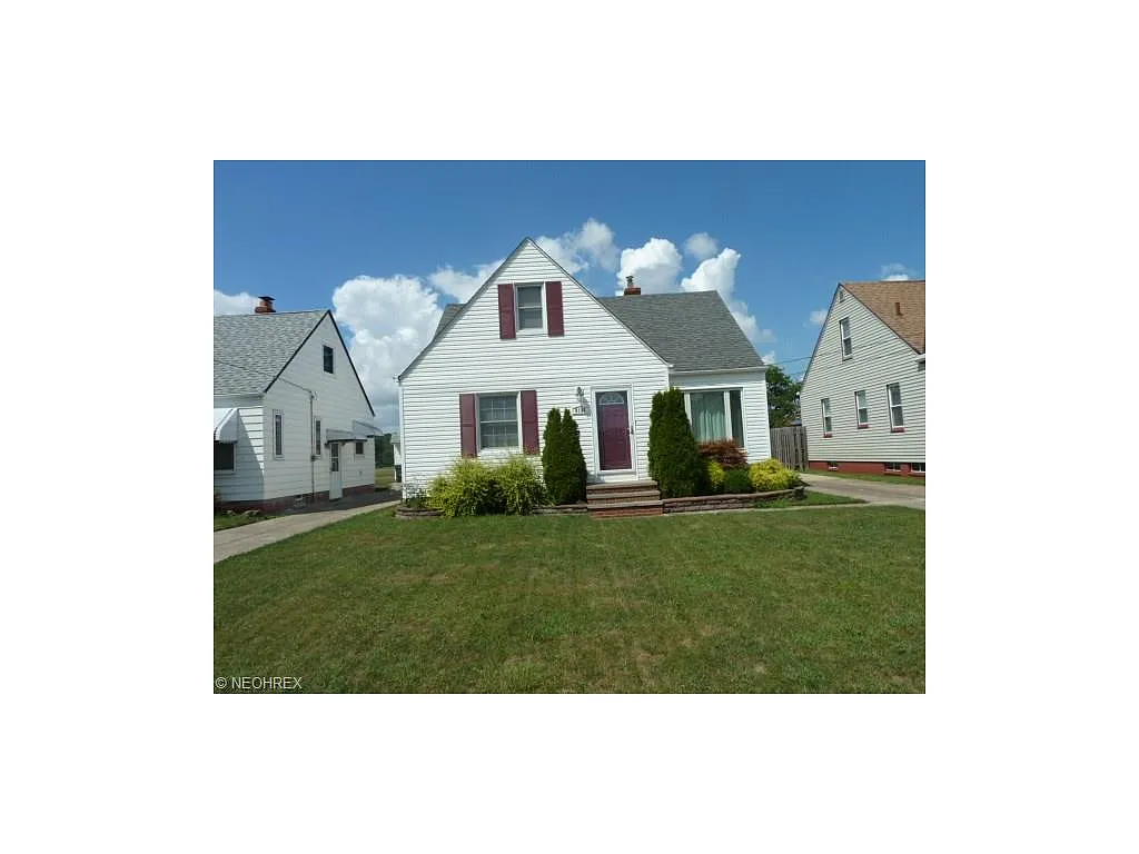 6126 Westminster Dr photo 1