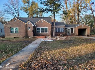 529 Catalpa St, Clarksdale, MS 38614