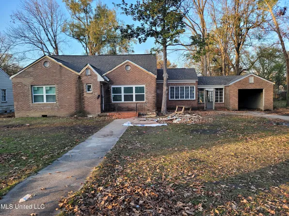 529 Catalpa St, Clarksdale, MS 38614