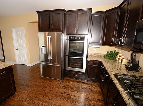 3rd image of 12841 Dunmoor Dr