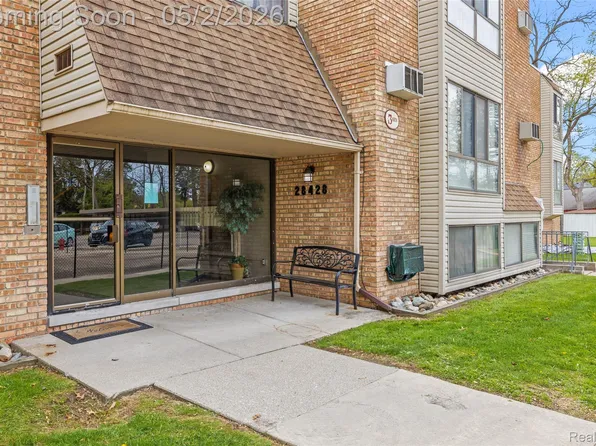 28428 W Eight Mile Rd Unit C7, Farmington Hills, MI 48336