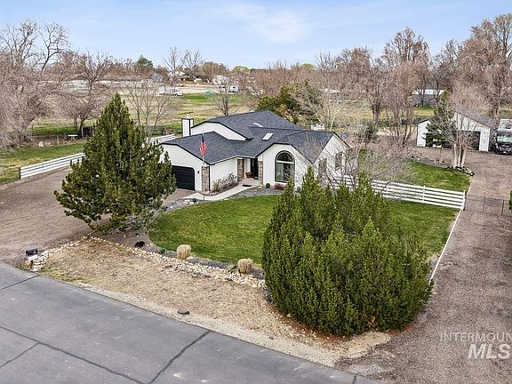 2nd image of 710 Keogh Ln