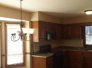 7408 N Park Ave, Gladstone, MO 64118