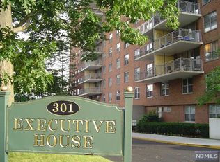 301 Beech St APT 4D, Hackensack, NJ 07601