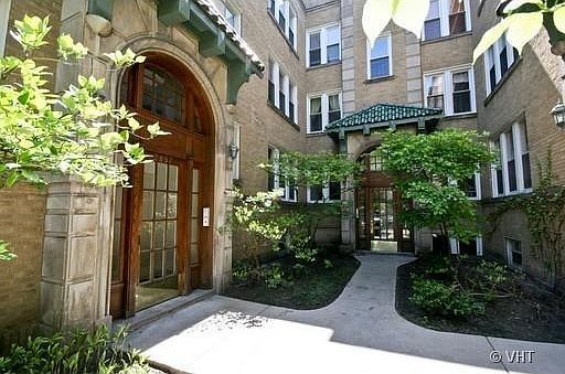 1st image of 2857 W Leland Ave #2