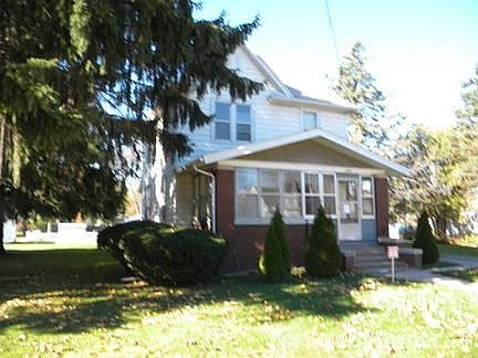 2nd image of 1474 N Seminary St