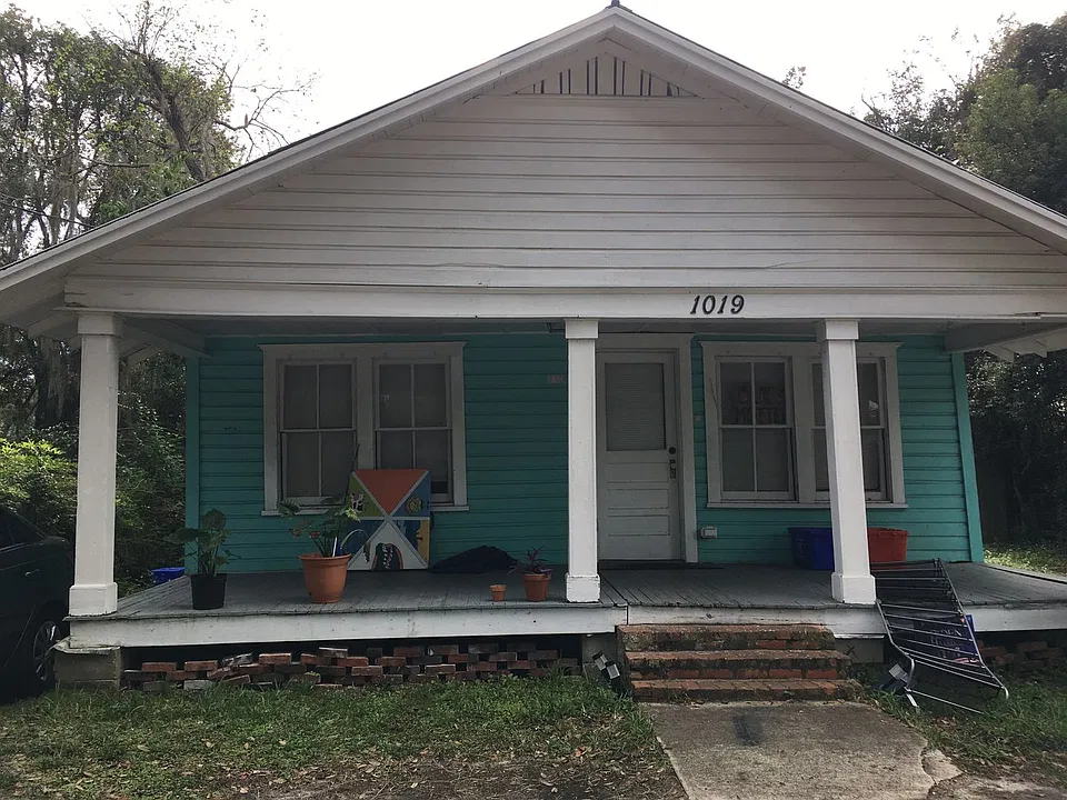 1019 NW 6th Pl