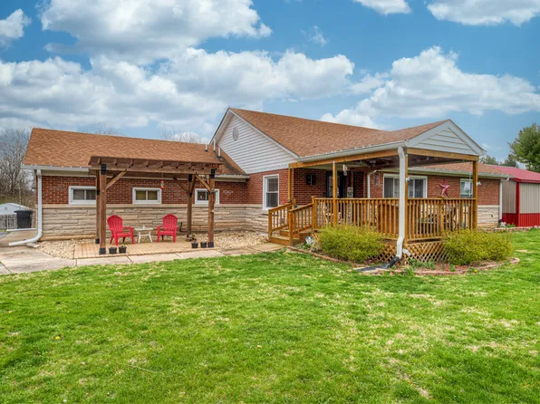 25 Michael Dr, Plainfield, IN 46168
