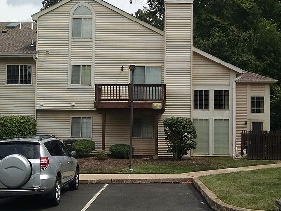 Front of the Condo, 2nd & 3rd floor with a small balcony