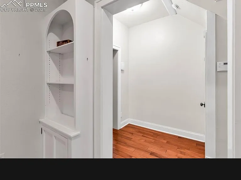 2414 N Greenwood St — Photo 18