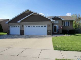 200 E Seth St, Brandon, SD 57005