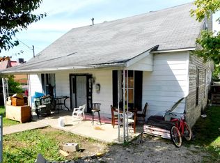 113 Oak St, Irvine, KY 40336