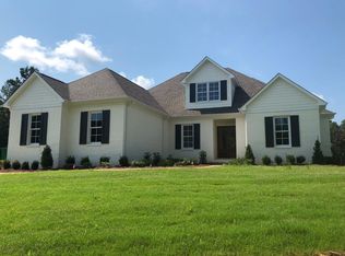 5009 Braemar Park Dr, Oxford, MS 38655