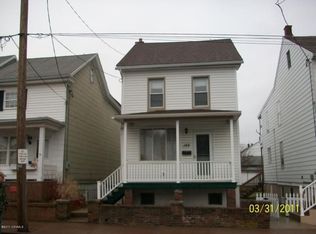 142 N Locust St, Mount Carmel, PA 17851