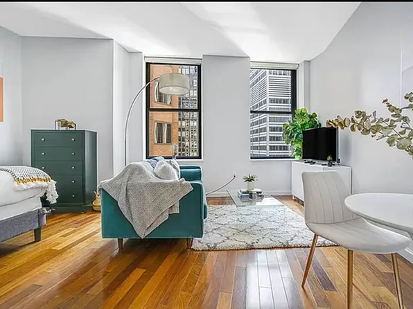 1 Wall Street Court image 1 of 23