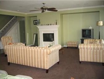 2nd image of 16056 Huntington Garden Ave