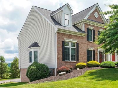 1017 Woodlawn Dr, Canonsburg, PA, 15317