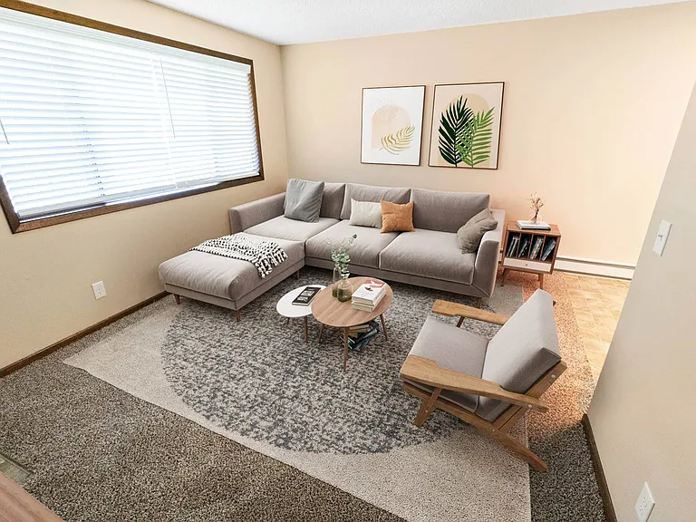 Collegewood Place Apartments — Photo 2