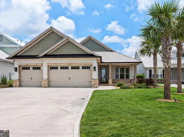 237 Jake Colton Dr, Kingsland, GA 31548