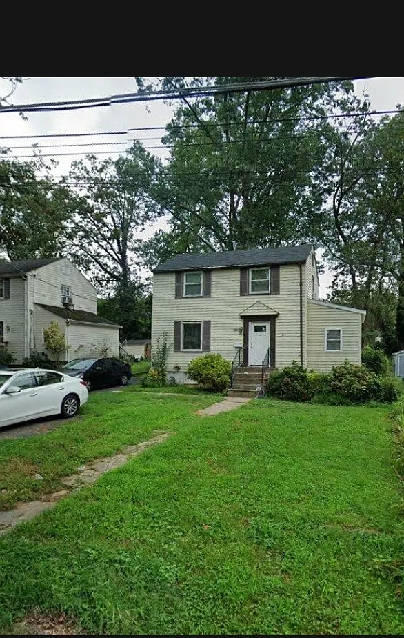 3 bed, 1200 sqft, $2,500 — Photo 1