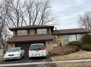 1262 E 168th St, South Holland, IL