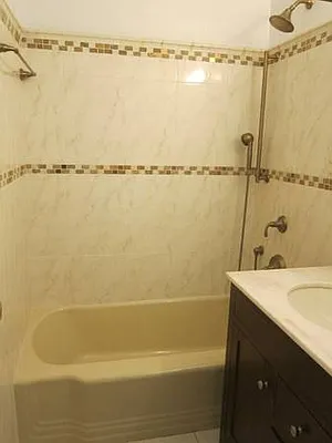 Rented by Astoria Apartments LLC | media 17