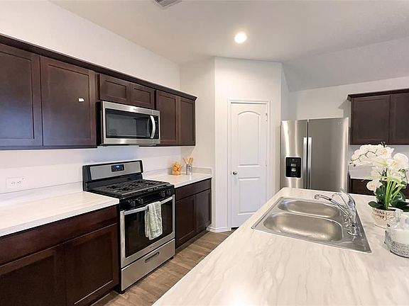 2nd image of 21519 Bonita Vista Dr