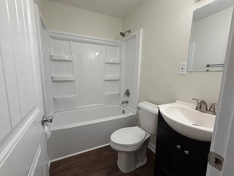 307 Downes Ln — Photo 10