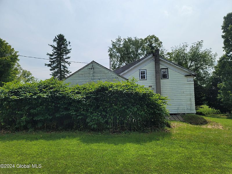 3rd image of 3144 Military Road
