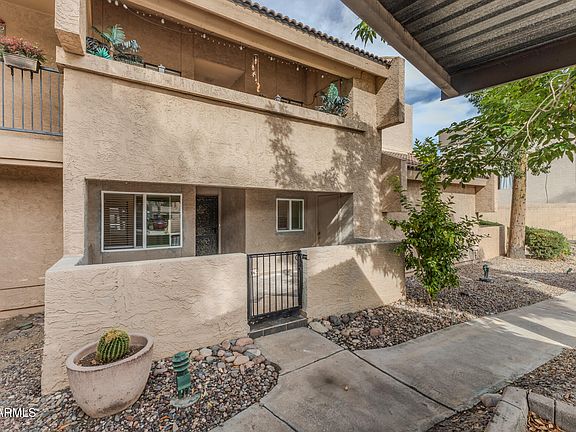 3rd image of 10828 N BILTMORE Drive #162