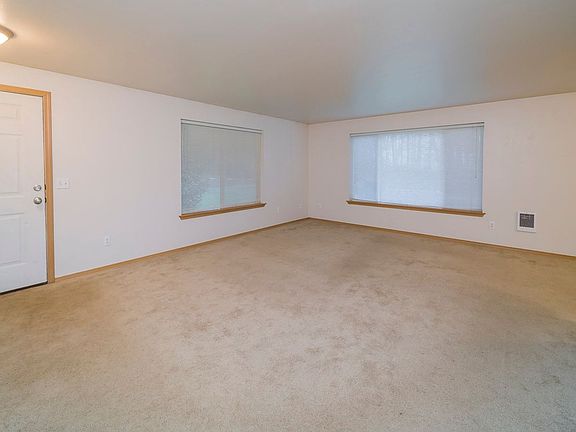 4th image of 8125 325th Pl NW #B
