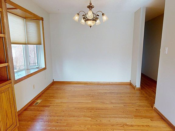 5th image of 363 Richfield Rd NW
