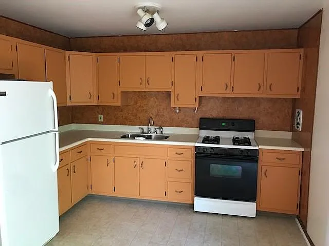 4634 S Clearview Dr — Photo 5