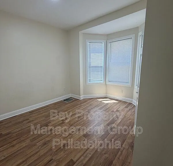 451 W Bringhurst St #1 — Photo 9