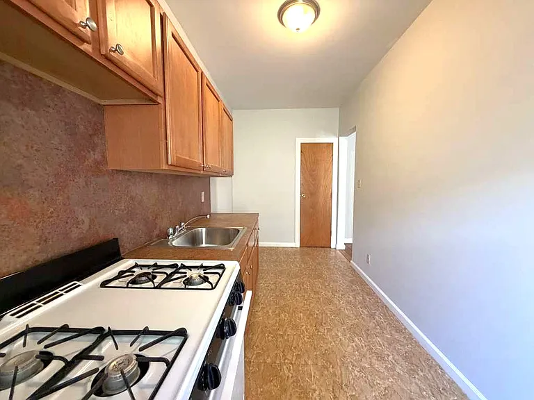 65-05 Central Ave #2E — Photo 19