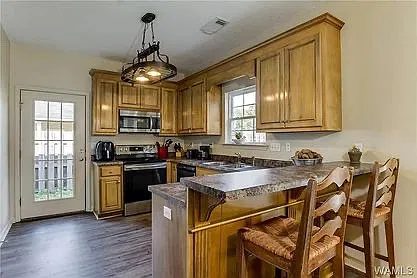 3 bed, 1286 sqft, $2,000 — Photo 2