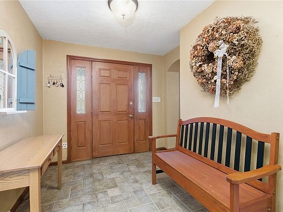 4th image of 4757 Gardenville Rd