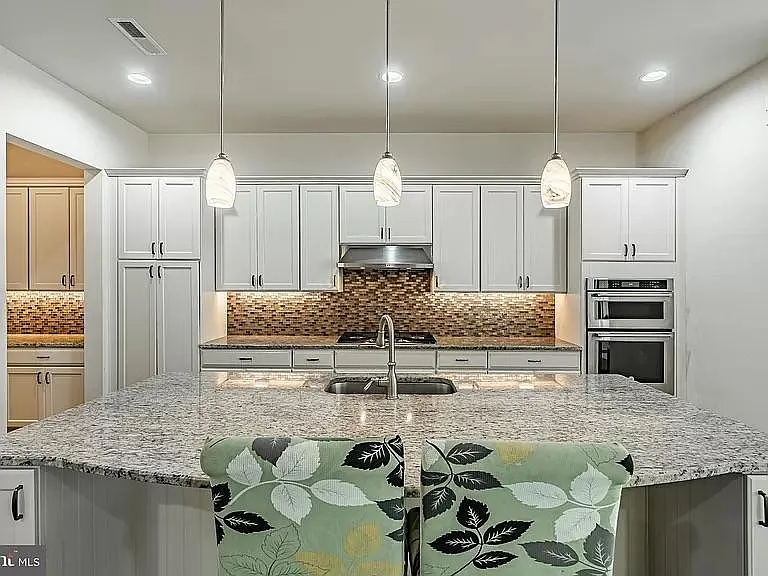 309 Quigley Dr — Photo 8