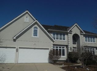 2211 Sable Oaks Dr, Naperville, IL 60564
