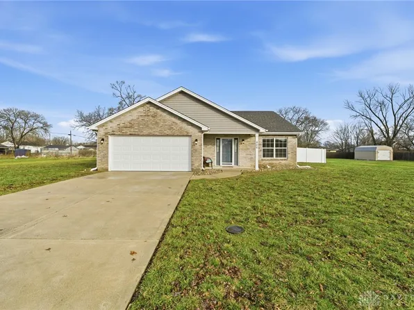 426 Martin Ct, Trenton, OH 45067