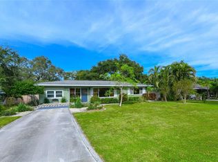 2667 2nd St, Sarasota, FL 34237