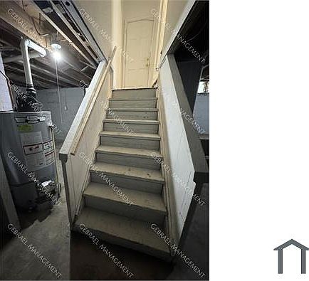 2nd image of 406 E Pulaski Ave