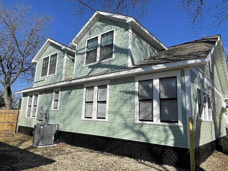 117 S Welch St — Photo 14