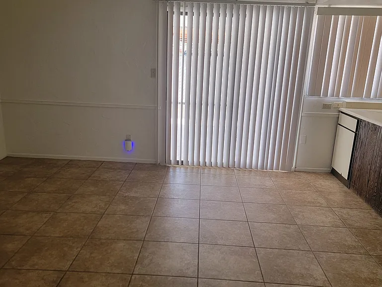 7854 N 47th Ave — Photo 9