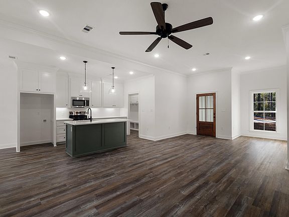 2nd image of 896 State Highway 44